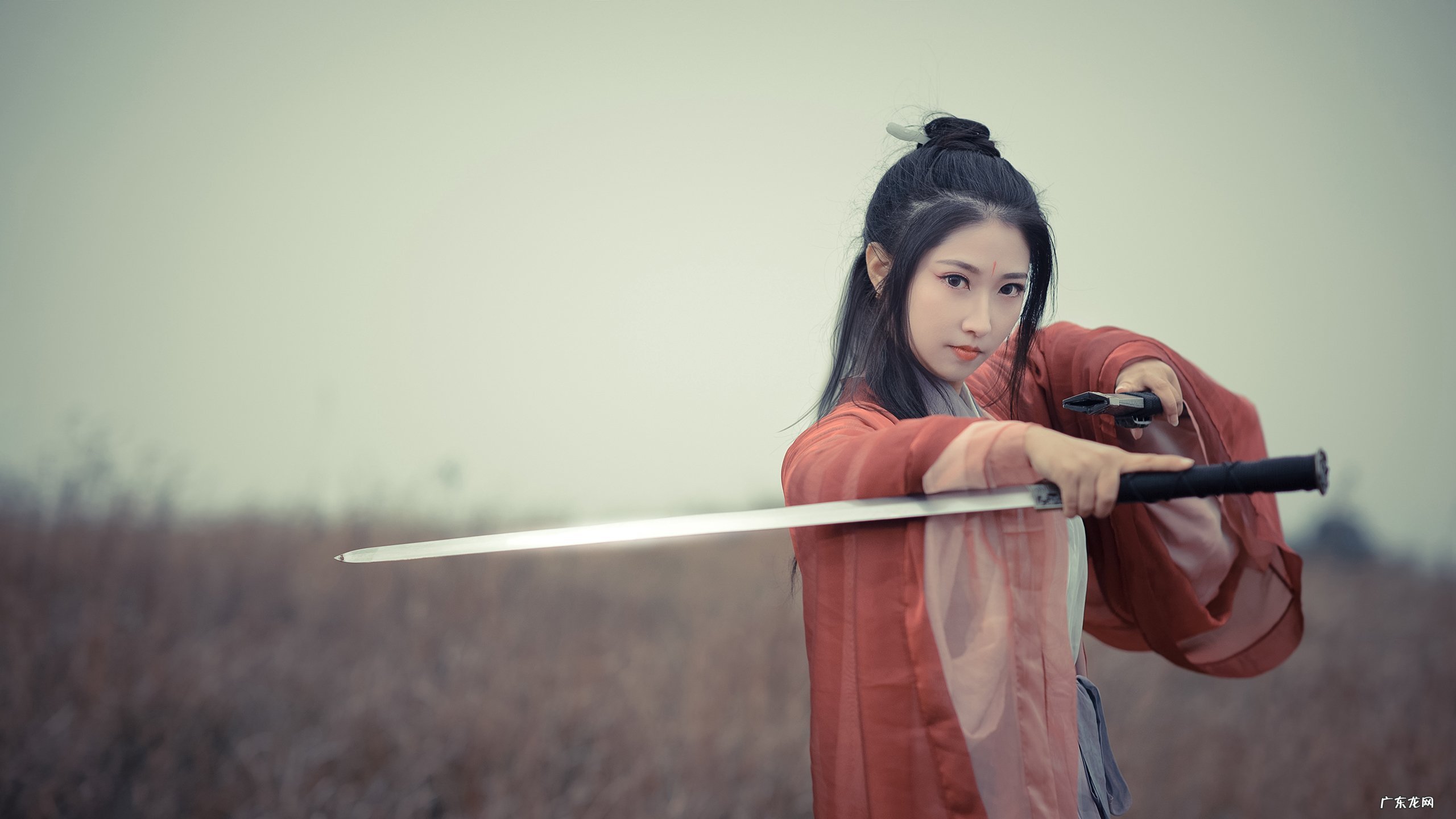 宫寒的女性用什么泡脚好?