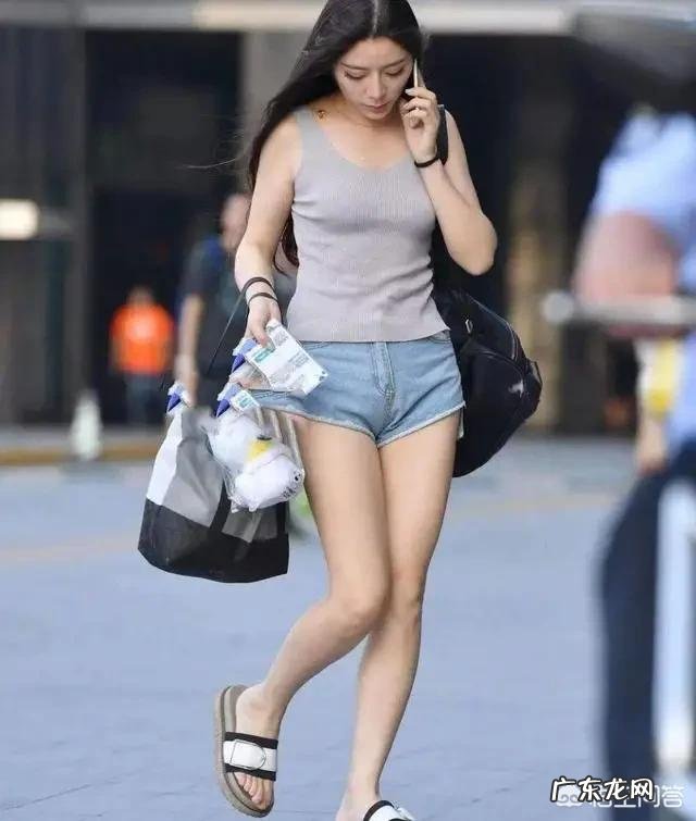 女朋友因为自己骗她所以生气了,怎么办?