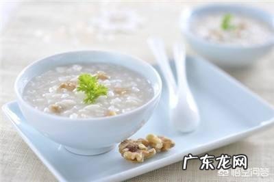 早上起床空腹喝温水后马上吃早餐,这样好吗?