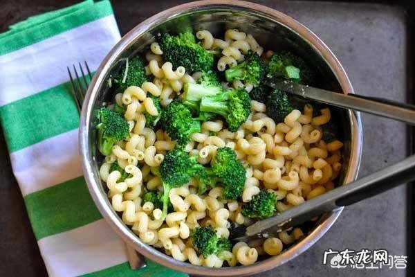 减肥的人,三餐怎么搭配比较好?