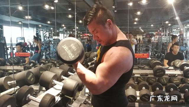 想要肌肉变得更大,如何利用碳水化合物增肌?