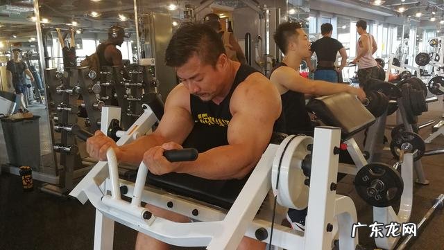 想要肌肉变得更大,如何利用碳水化合物增肌?