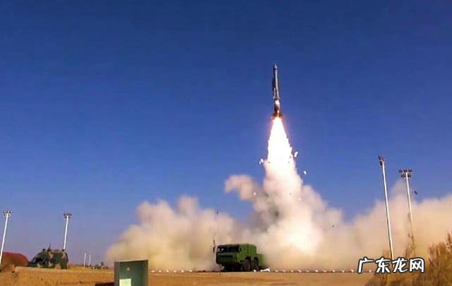 阅兵首秀,至今仍未公开真身,DF100导弹神秘之处在哪?