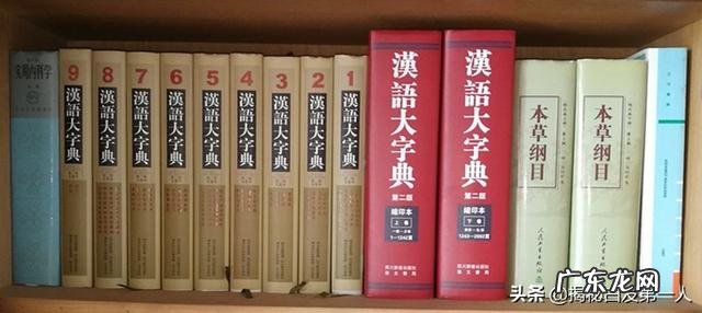 经常出现白发和哪些因素有关