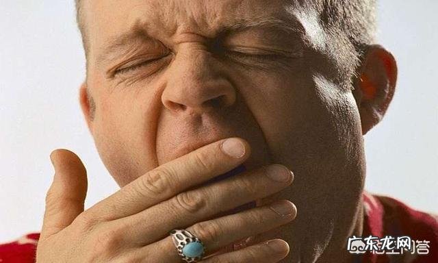 晚上几点睡觉才不算熬夜？熬夜有什么危害？