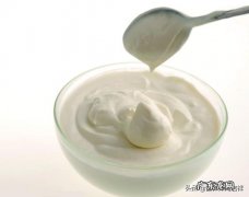 瘦的人锻炼喝什么牛奶 瘦子想锻炼身体长肉，期间喝酸牛奶还是纯牛奶好？