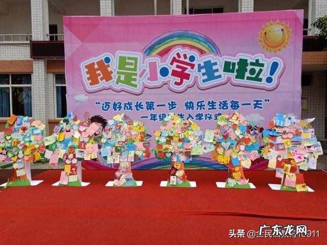 我想问问大家,一年ji的学生每天这么多作业正常不? 二年ji学生厌学不肯写作业