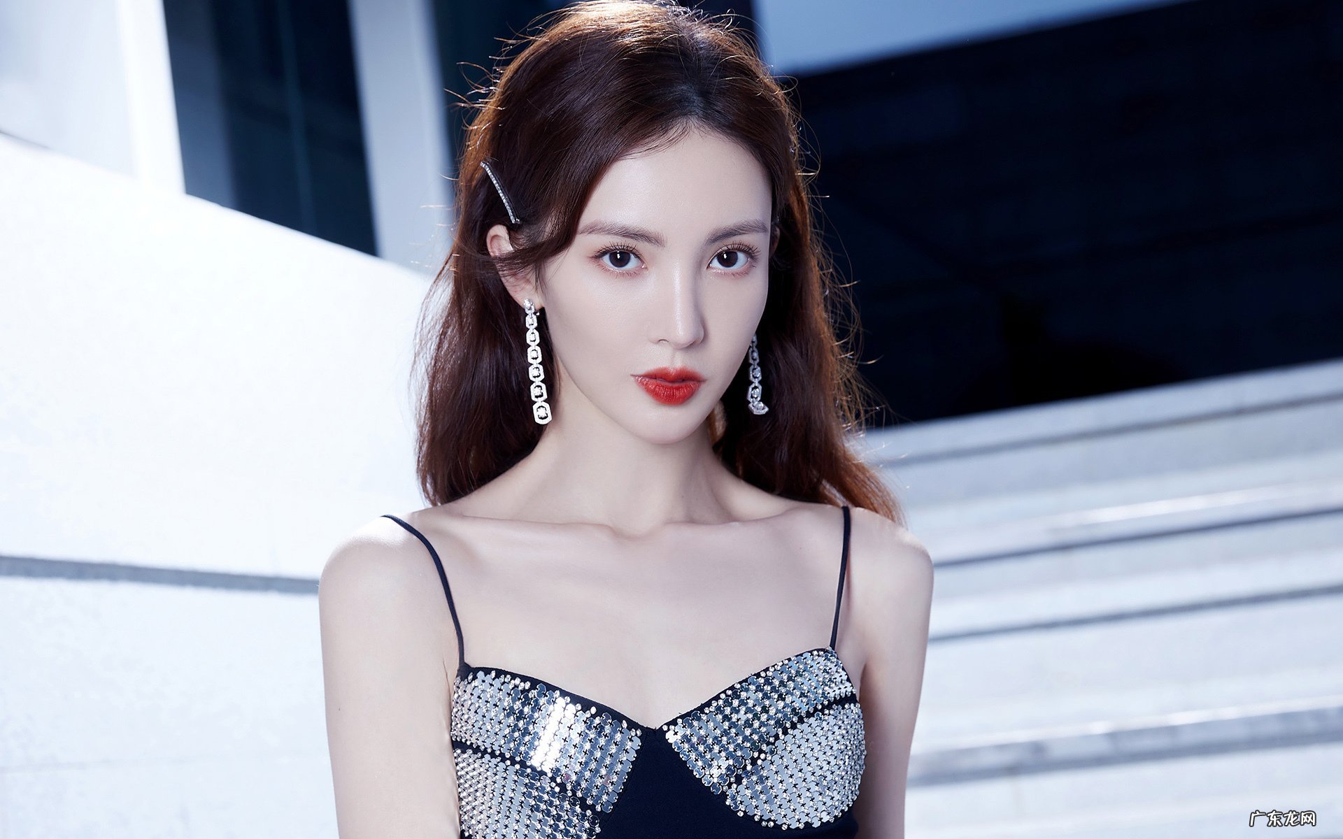 产后做什么动作收腹效果好图解