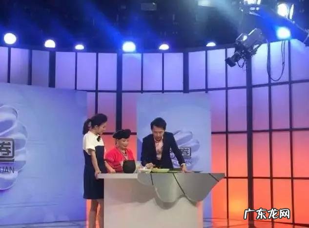 中老年人洗头发的禁忌 老人洗头护发注意事项