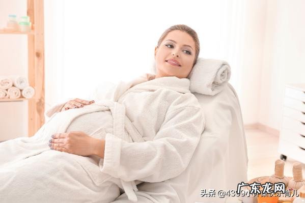 是不是年龄越大怀孕几率越小？为什么？