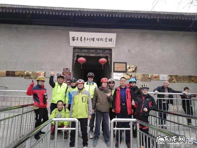 那些骑行川藏线的人靠什么收入?