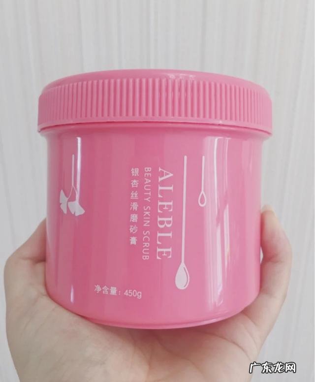 15岁的女孩可以用一些美白或者淡斑的产品吗?