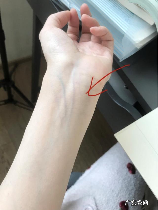 15岁的女孩可以用一些美白或者淡斑的产品吗?