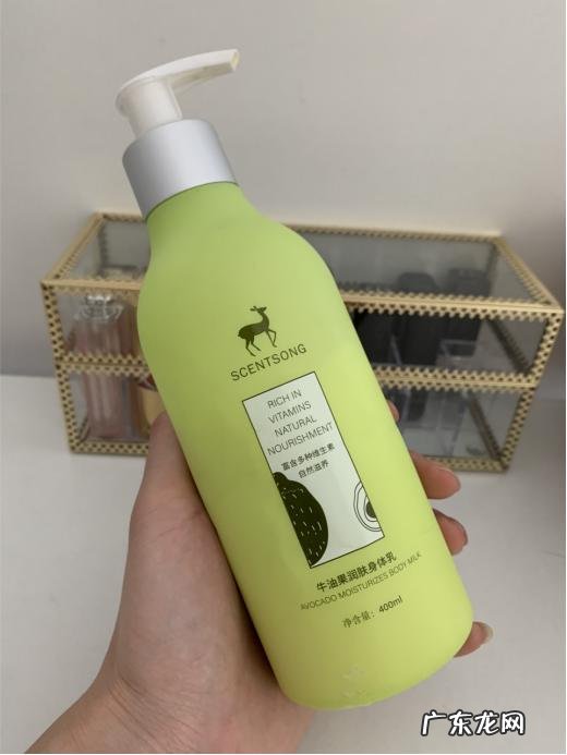 15岁的女孩可以用一些美白或者淡斑的产品吗?