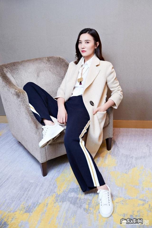 冬天穿阔腿裤该如何搭配鞋子?