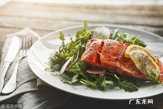 减肥期间遇到聚会吃大餐怎么办