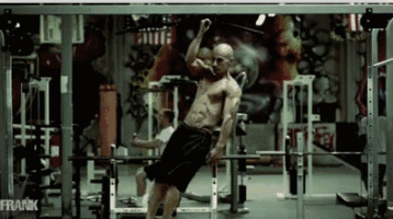 单手引体向上是什么样的身体素质，一万个人中有几个人做得到？