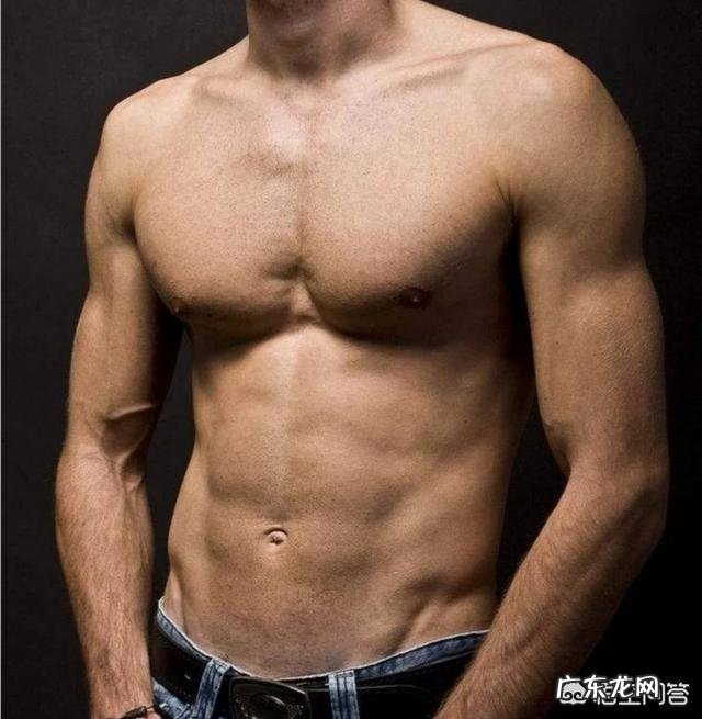 怎么锻炼腹肌和胸肌效果比较明显呢？