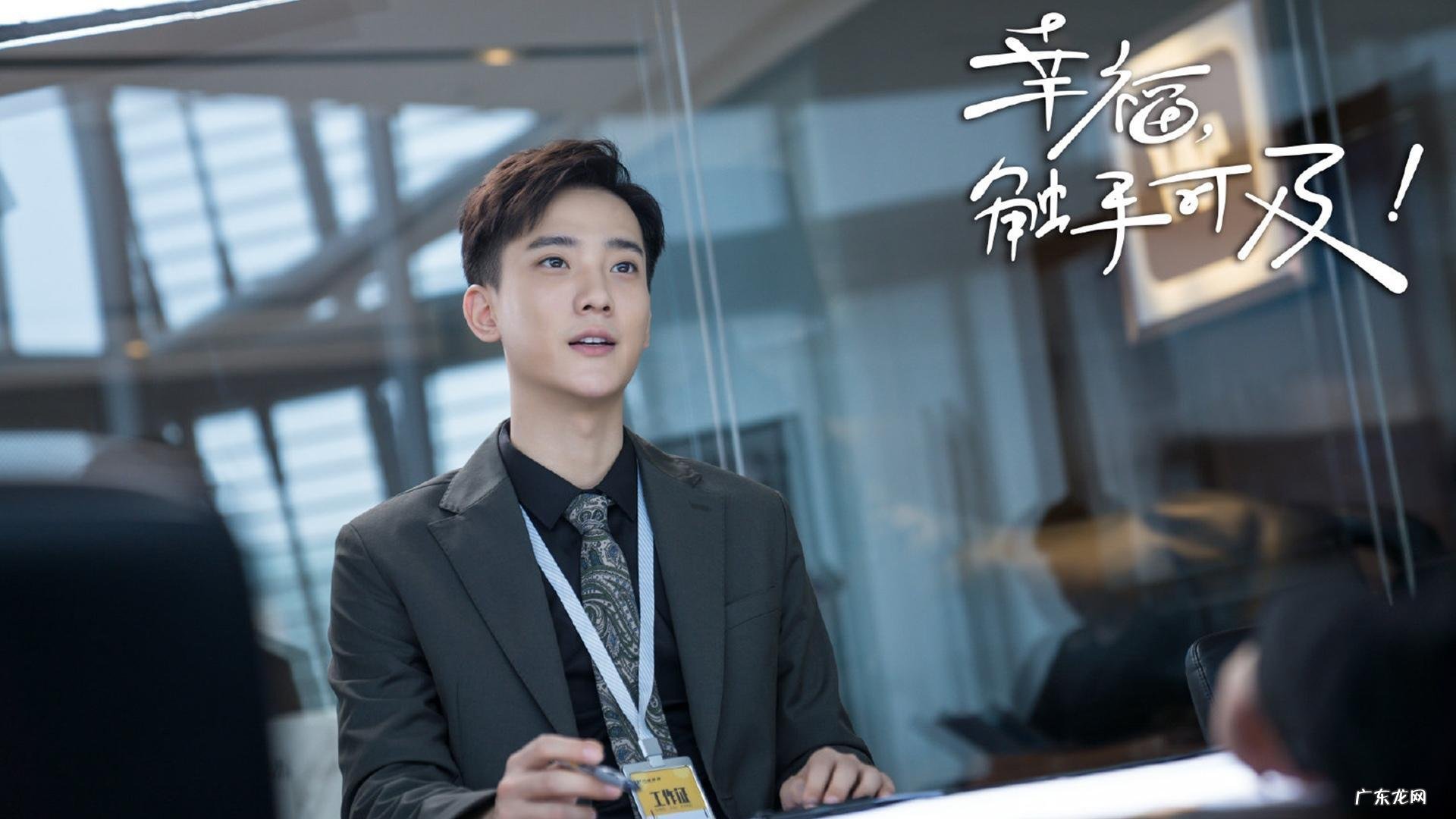 双脚跳绳效果好还是双脚轮换