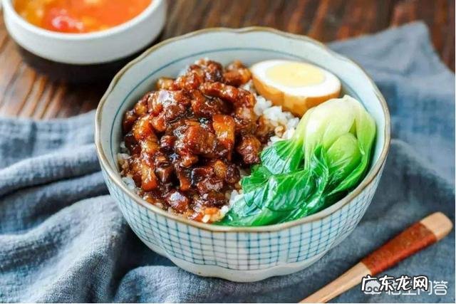 三、四岁的小孩一天三餐吃什么饭有营养还不会太胖了?