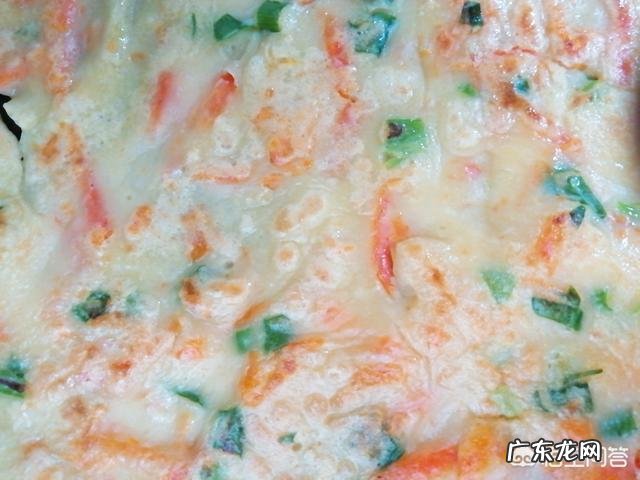 家用早餐葱花鸡蛋饼怎样做才能好吃?