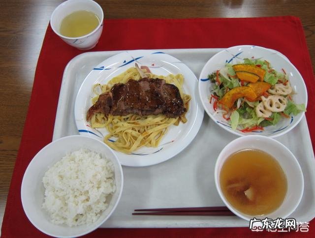 全球比较拔尖的日本海上自卫队,他们的伙食是怎样的?