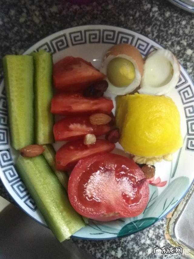 为什么有人说牛油果是一个精心策划卖给中国人的健康骗局?