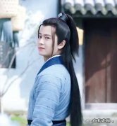 能不能以专业的角度来论证任嘉伦没有整容？