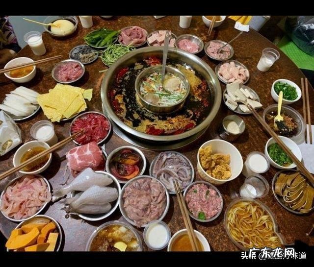 为啥好多人吃火锅，不吃芝麻酱？