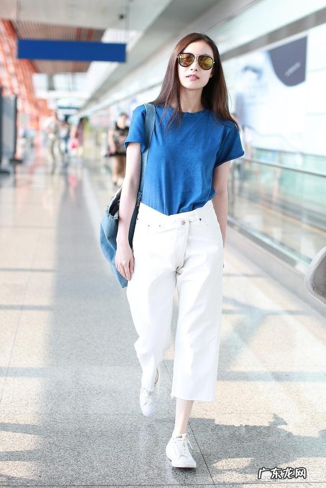 穿鞋子露出袜子很low吗?