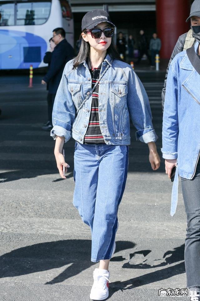 穿鞋子露出袜子很low吗?