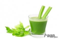 芹菜和香蕉还有蜂蜜榨汁喝能减肥吗？