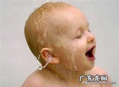 七个多月的宝宝全身都得了很严重的湿疹，反复长，该怎么办？