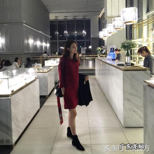 秋冬短靴怎么搭配比较好时髦?