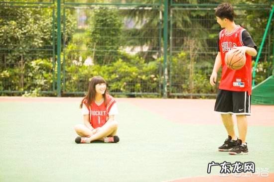 打篮球能减肥吗？为什么野球场上，有一半是灵活的胖子？