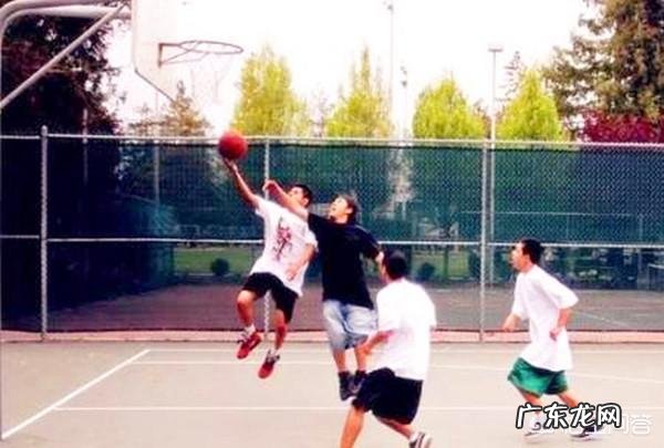 打篮球能减肥吗？为什么野球场上，有一半是灵活的胖子？