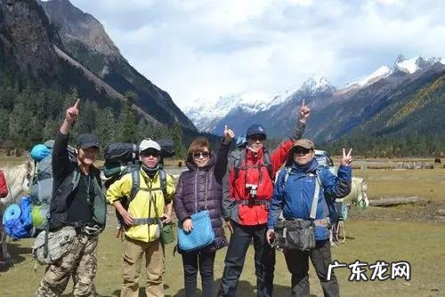 在西藏无人区,男人在野外要蹲着小便,是真的吗