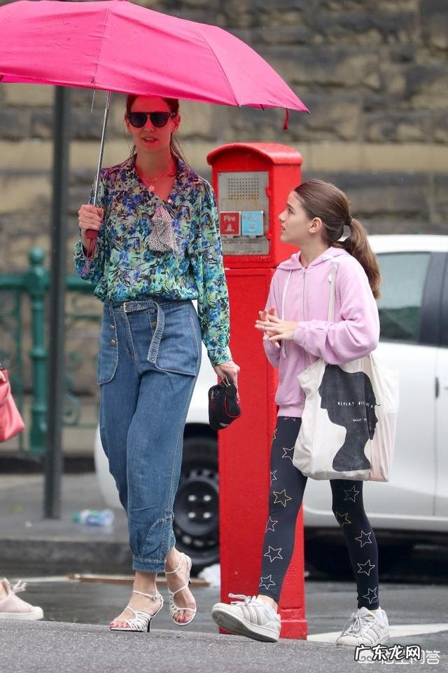 四十岁的微胖女性，穿什么衣服最合适？