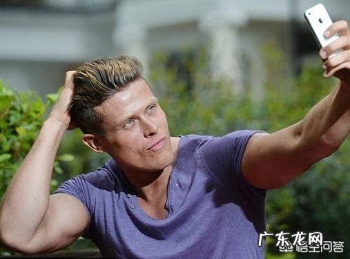 女人老是发自已的照片暗示什么?什么心理?