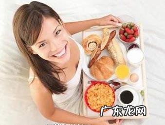 夜跑一族晚上跑完之后该不该吃东西,该怎么吃?