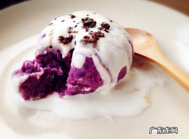 想吃甜品太贵,自己做又不会,怎样用牛奶做出百搭甜品?