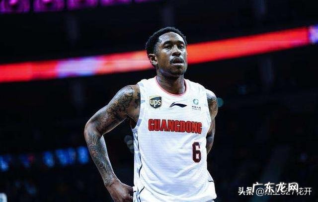 为什么广东东莞银行男篮最近比赛没有北大状元万圣伟