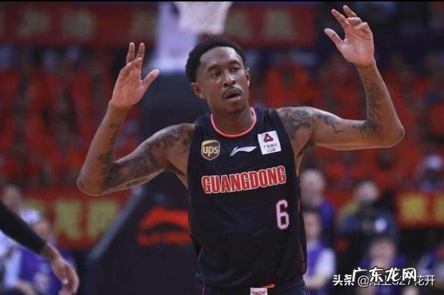 为什么广东东莞银行男篮最近比赛没有北大状元万圣伟