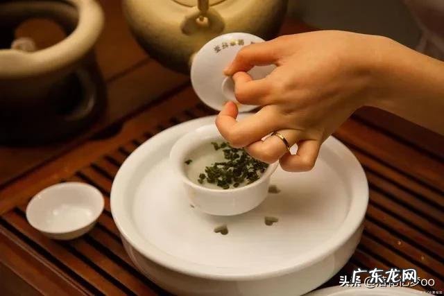 每天熬夜工作八九个小时，月入四五千，你觉得值吗？