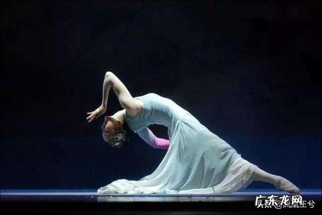 为什么女孩子跳舞会觉得好看?