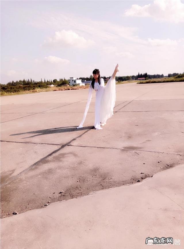 为什么女孩子跳舞会觉得好看?