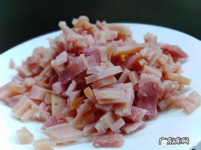 玉米,黄瓜和红萝卜炒肉做法怎么做?