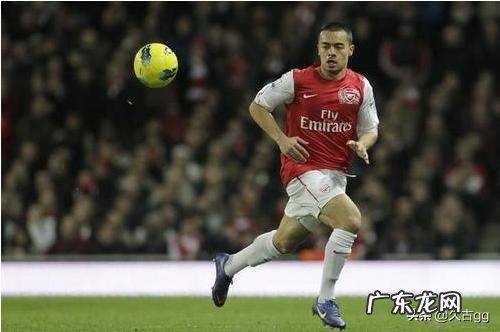 国足归化后防定海神针,从长远看布朗宁的归化对国足有多重要