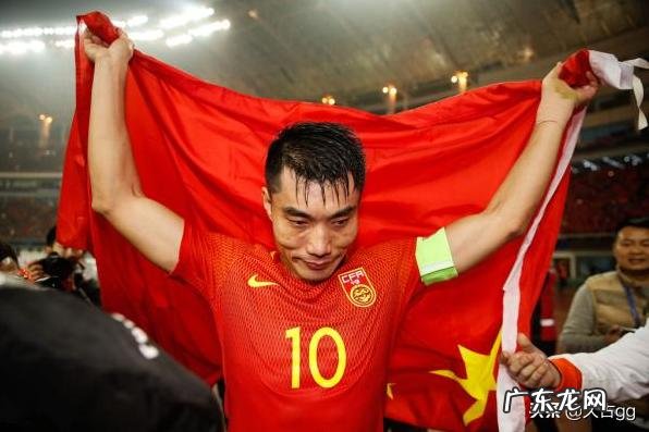 国足归化后防定海神针，从长远看布朗宁的归化对国足有多重要