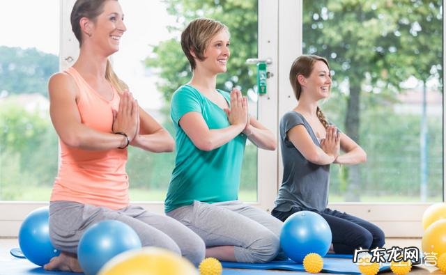 适合产后的人做的提臀收胯的运动有哪些?练瑜伽可以吗?